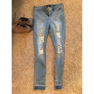Hollister distressed skinny jeans